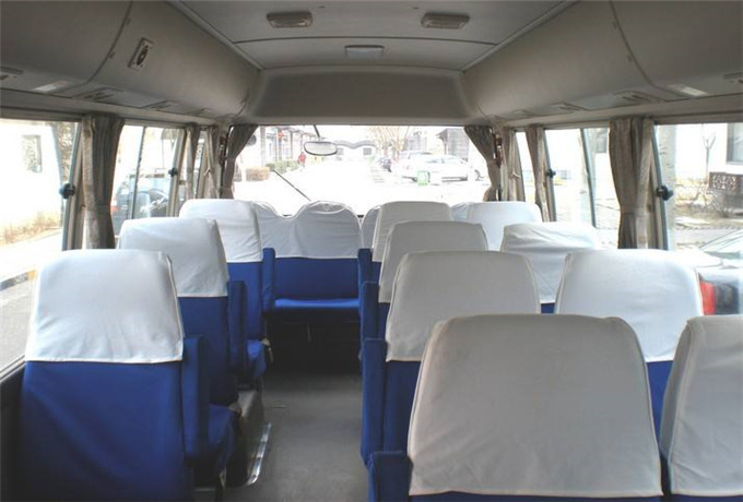 青島會議轎車接送價格多少錢—青島會議用車內(nèi)飾