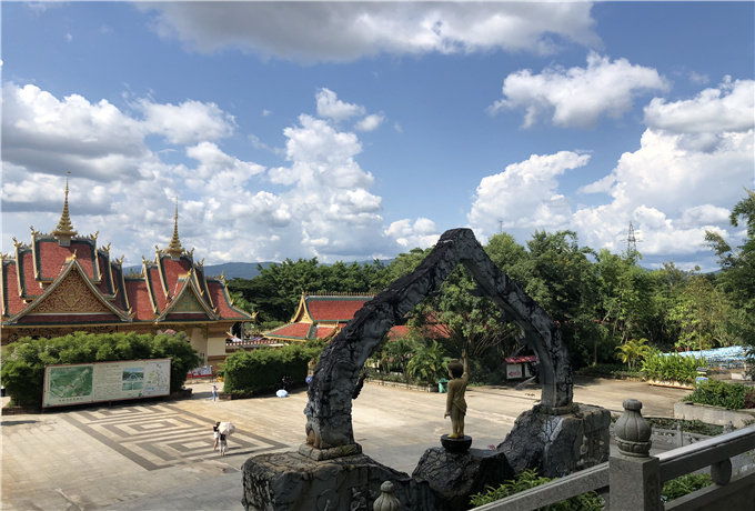 青島會(huì)議大巴包車價(jià)格—青島會(huì)議旅游